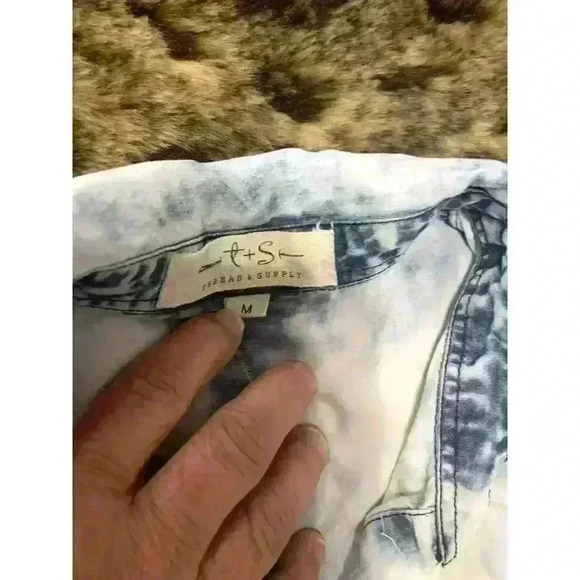 Thread and Supply Women's Shirt Medium Tye Dye Button up Roll Tab Sleeve Western - Picture 7 of 9